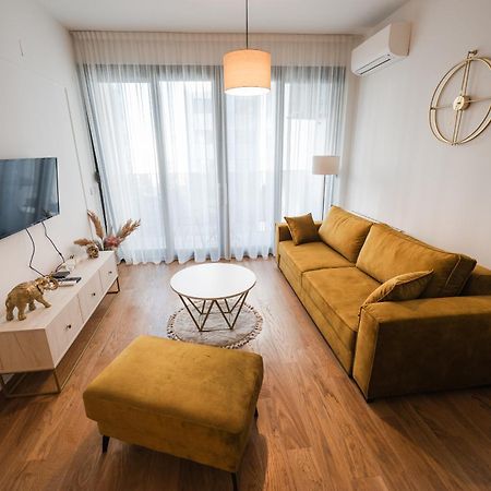באניה לוקה Apartman City Charm מראה חיצוני תמונה