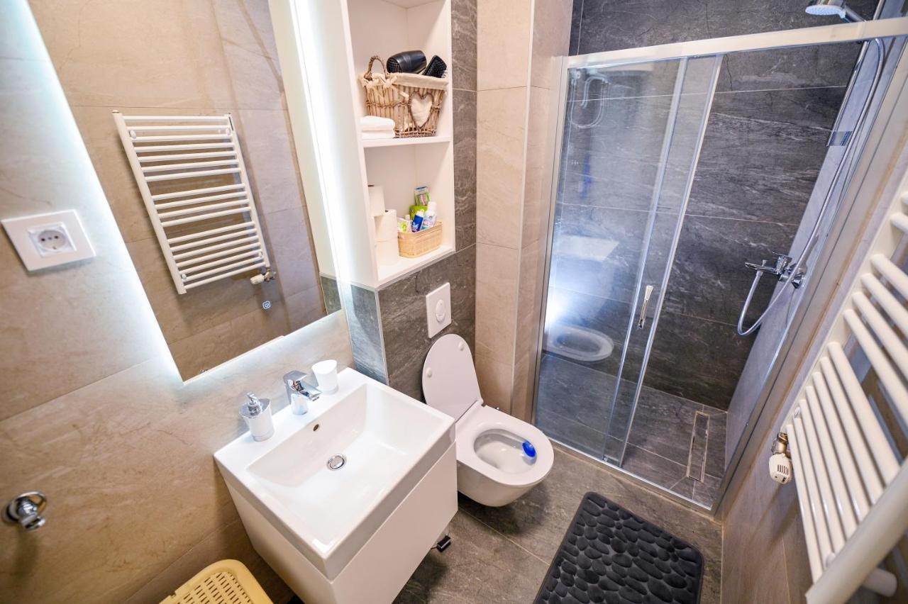 באניה לוקה Apartman City Charm מראה חיצוני תמונה