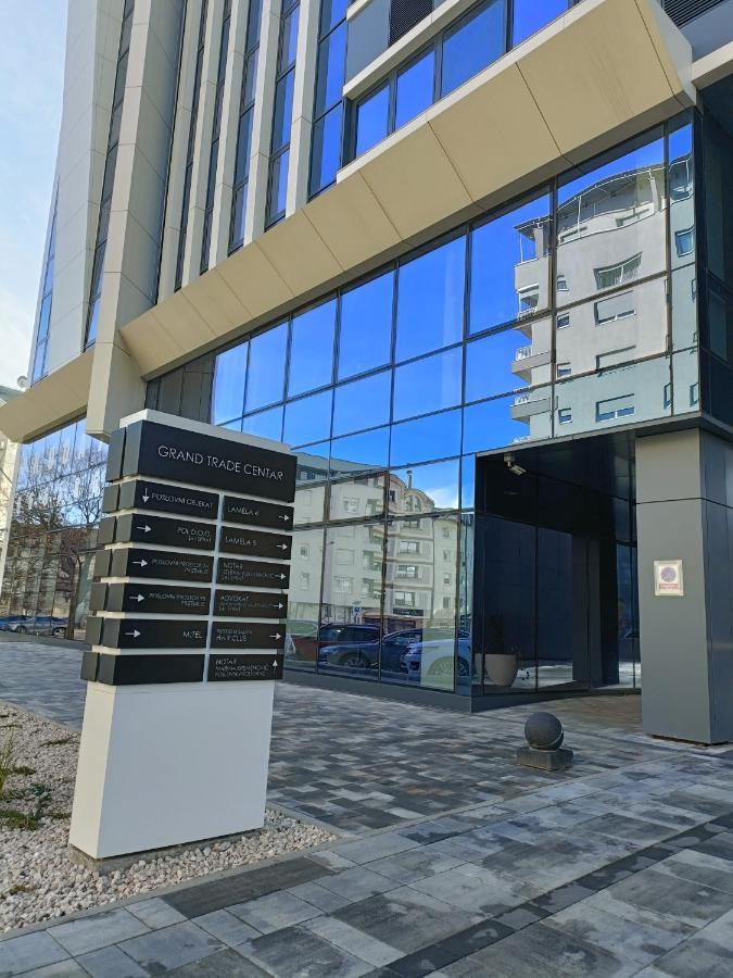 באניה לוקה Apartman City Charm מראה חיצוני תמונה